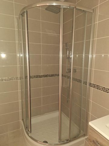 Location Appartement 3 pièces 70m² LISIEUX 14100 - Photo 5
