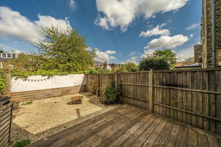 Upper Grotto Road, TW1, London - Photo 4