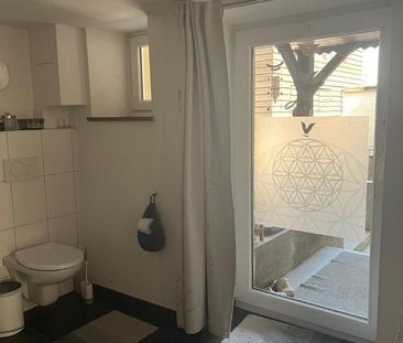 Liebevoll sanierte Altbauwohnung - Photo 6