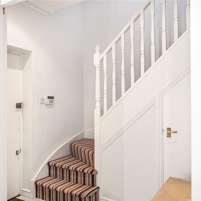4 bedroom terraced house to rent - Photo 1