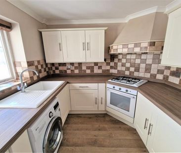 2 Bedroom Semi Detached To Let - Photo 3