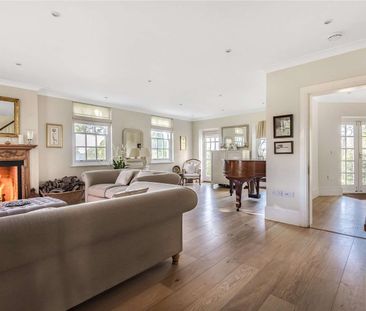 A beautiful 5 bedroom detached property with annexe in a beautiful ... - Photo 2