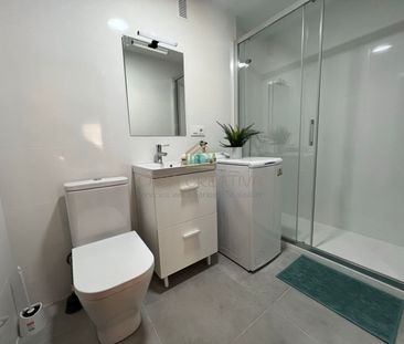 Piso de alquiler en Calle Xabia, Ciutat Universitària - Photo 6