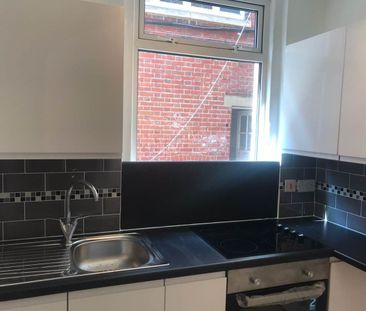 Bridge Road, Woolston, SO19, Southampton - Photo 3