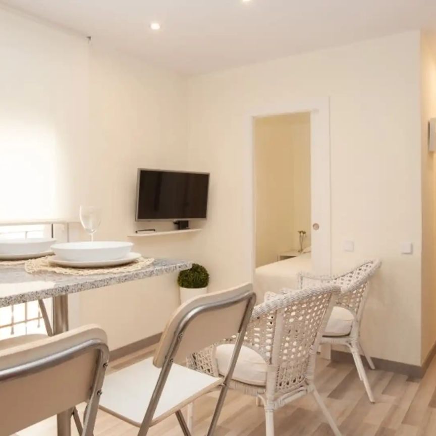 Piso de alquiler en La Barceloneta - Photo 1