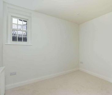 Piccadilly Place, BA1 - Photo 2