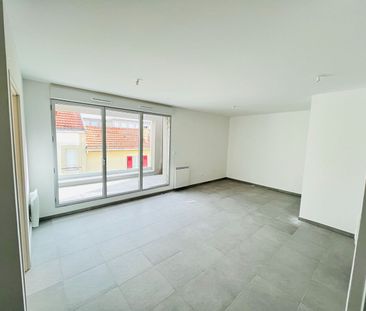 Location Appartement 2 pièces 43m² - Photo 2
