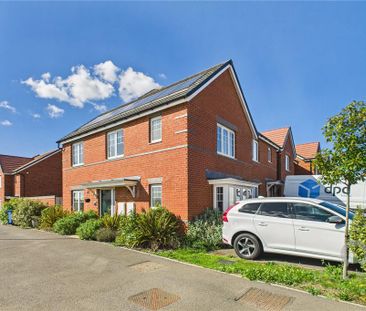 3 bedroom semi-detached house to rent - Photo 6