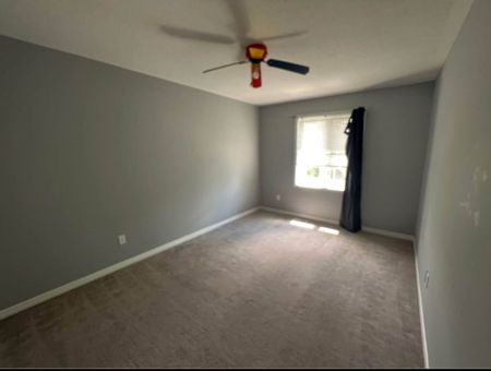 For Lease - 521 Louis Toscano Drive, Orleans - Cumberland and Area, Ontario - Photo 4