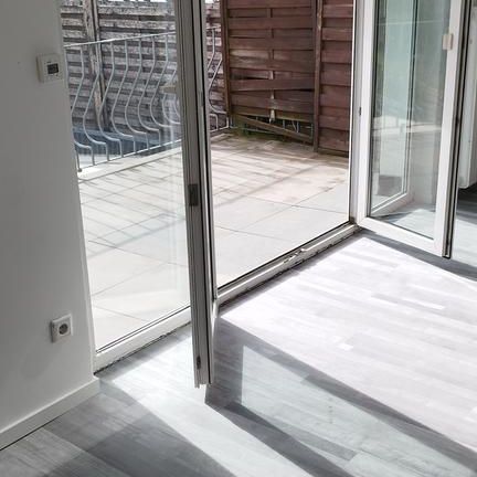 2Zimmerwohnung mit großen Balkon zentral - Foto 1