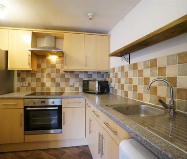 Flat 8, 15 High Street - Photo 6