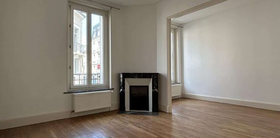 À louer T2 de charme 47 m2 RUE DU GRAND VERGER - Photo 2