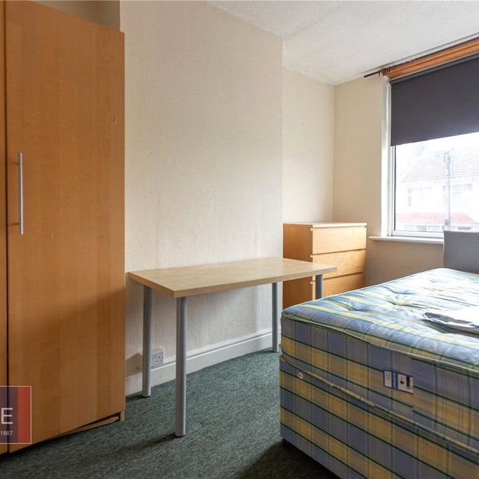 5 bedroom terraced house to rent - Photo 1