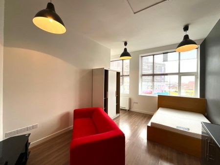 Studio to rent - Photo 4