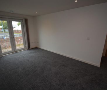 2 bed Apartment for Rent - Photo 5