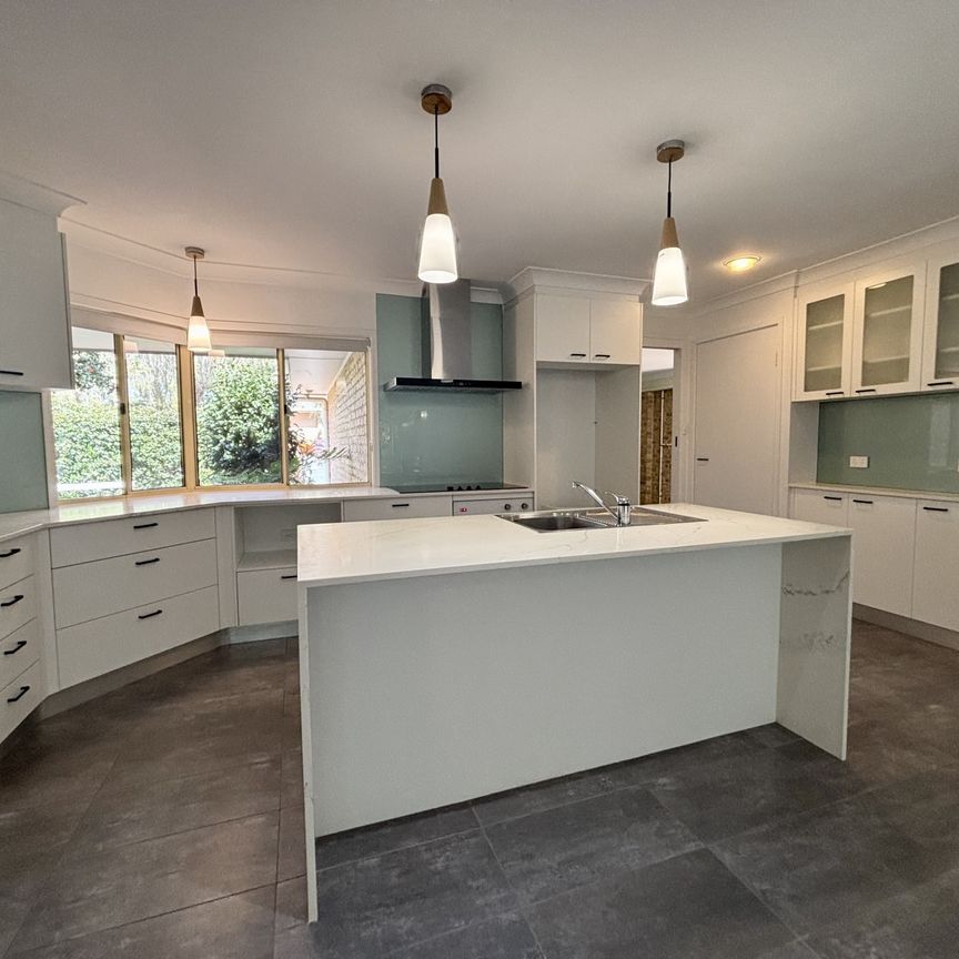 4 Seamist Place, Coffs Harbour - Photo 1