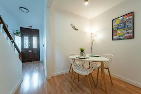 Rua Maria Pia, Porto, Braga 4200-395 - Photo 5