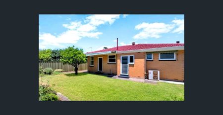 Spacious, Stylish & Move-In Ready Family Home - Photo 2