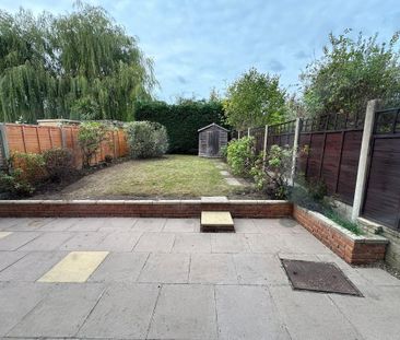 3 bedroom semi-detached house to rent - Photo 5