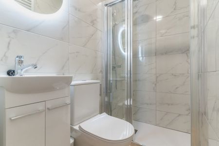 Bright room in Puerta del Angel - Photo 4