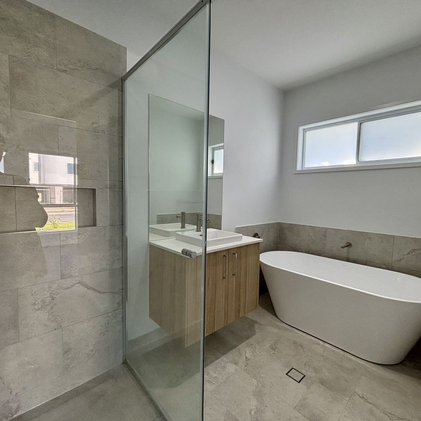 22 Flathead Drive, Moonee Beach - Photo 1