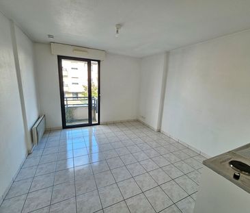 Location Appartement 1 pièce 19m² - Photo 6