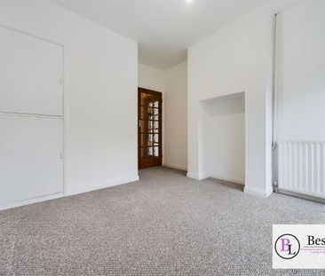 15 Lansdowne Crescent, BT401BW, Larne - Photo 1