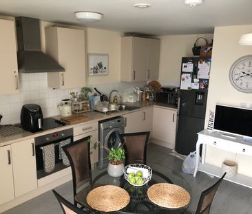 Room in a Shared Flat, Thames Court, NW6 - Photo 3