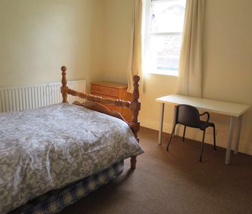 Large and bright spacious house share Room 2 - Photo 3