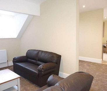 Victoria Park Apartments, Barrow-in-furness, LA14 - Photo 1