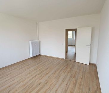 Frisch Renoviert! Helle und freundliche Wohnung, ideal für Paare! - Photo 1