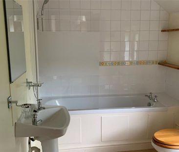 3 bedroom detached house to rent - Photo 5