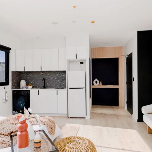 Penthouse Single Studio - Photo 1