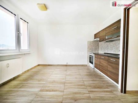 pronájem zrekonstruovaného bytu 1+1, 35 m - Photo 2