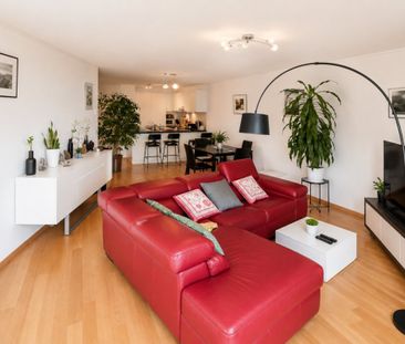 2nd floor apartment, in the heart of Lausanne - Photo 3