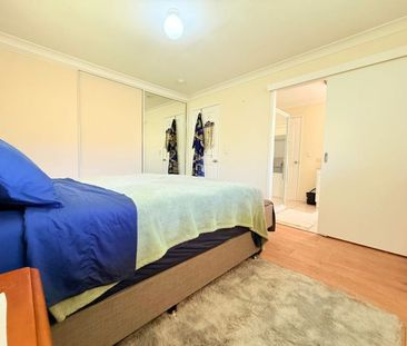 FAMILY HOME WITH SOLAR & AIR CONDITIONING - Photo 6
