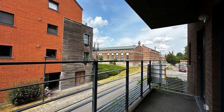 Appartement te huur in Tournai voor € 620 met 1 slaapkamer - Foto 2