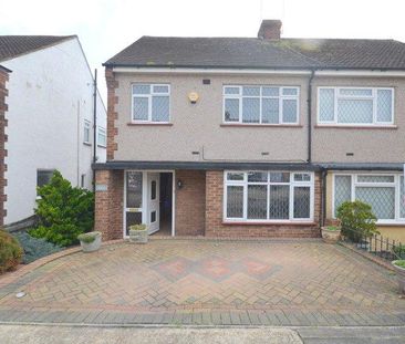 3 bedroom semi-detached house to rent - Photo 1