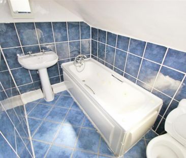 6 bedroom detached house to rent - Photo 6