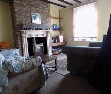 Vron Square, Bangor, Gwynedd, LL57 - Photo 3