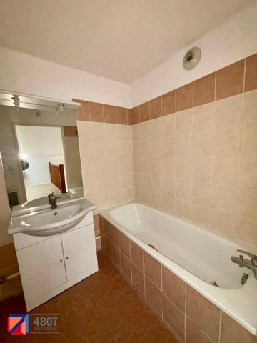 Location Appartement 2 pièces 55m² THONON LES BAINS 74200 - Photo 5