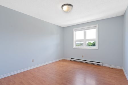 For Lease - 15 Jacksway Crescent Unit# 315, London North, Ontario - Photo 4