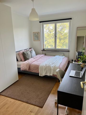 Ekensbergsvägen, Solna - Foto 2