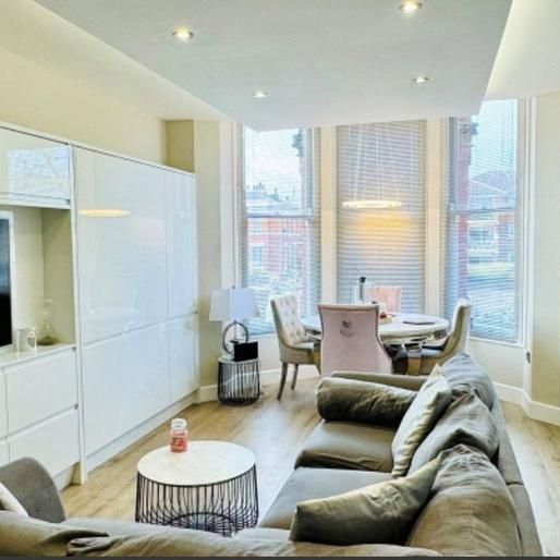 2 bedroom duplex to rent - Photo 1