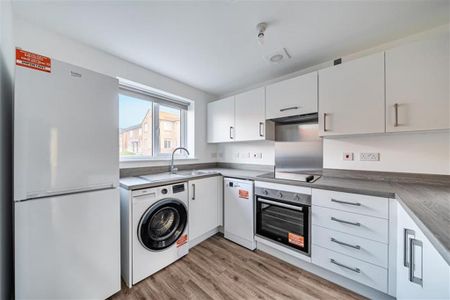 3 bedroom detached house to rent - Photo 5