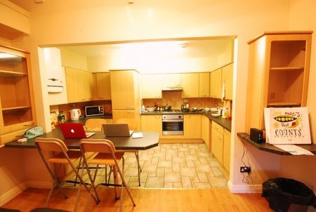 3 Bed - Tower House, Newcastle Upon Tyne - Photo 3