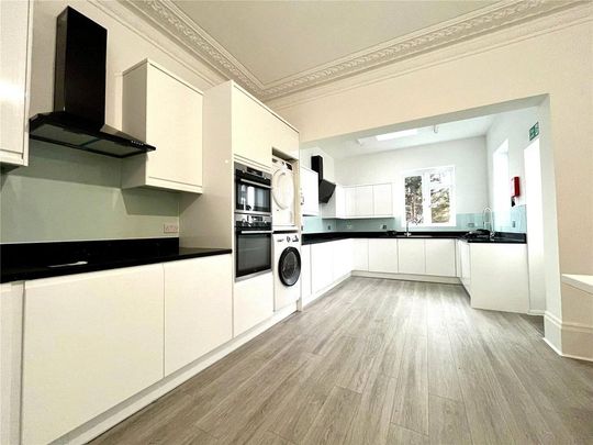 House share to rent - Photo 1