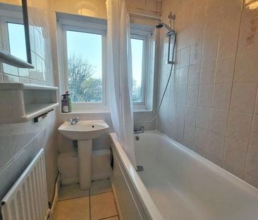 4 bedroom flat share to rent - Photo 6