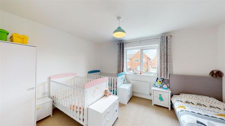 2 bedroom end of terrace house to rent - Photo 4