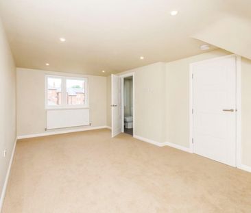 4 bedroom House To Let Total Size: 2183 SQ FT - Photo 5